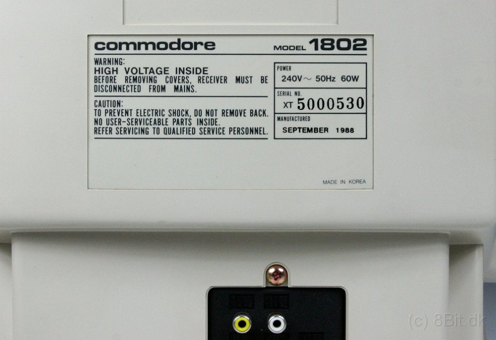 Commodore 1802 In Box 19.JPG